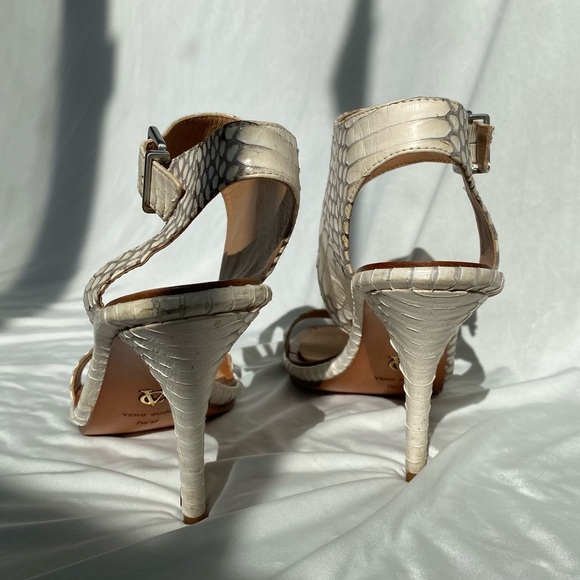 Vero Cuoio White Snakeskin Heels - Picture 2 of 6